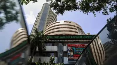 Hong Kong tops India in share sales, 1st time since 2021