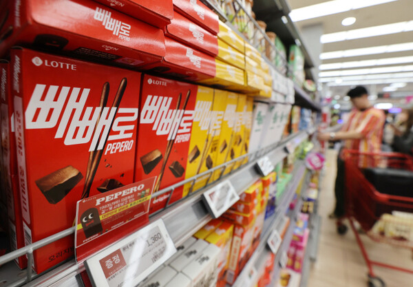 Lotte Wellfood Pepero products displayed at a large supermarket in Seoul.