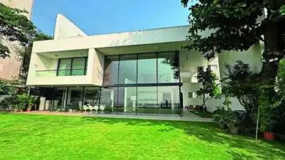 Is Tata Trusts chair Noel moving into Ratan's Colaba house?