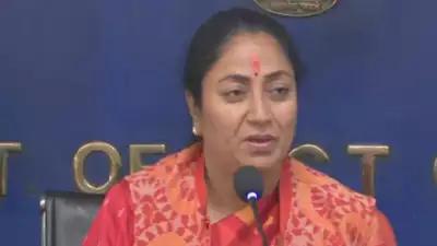 Delhi CM Rekha Gupta (File photo) Delhi CM Rekha Gupta announcing the new excise policy