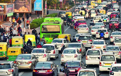 Delhi plans to banish CNG autos cast shadow on city gas sector