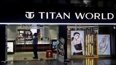 File photo Economic Uncertainties Impact Jewelry Demand