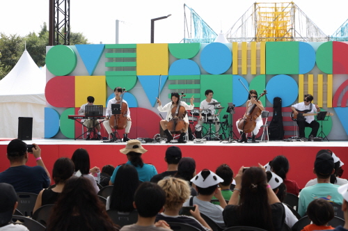 2024 Paju Book Fair_North Korean Pavilion' print showcase scene
