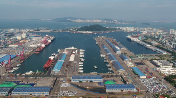 A view of Incheon Inner Port (Photo courtesy of Incheon Port Authority)